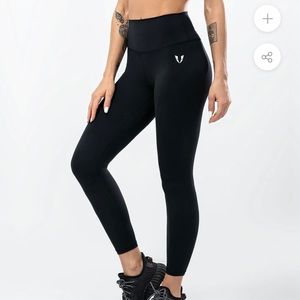 New Large Black Firm Abs Essential Leggings